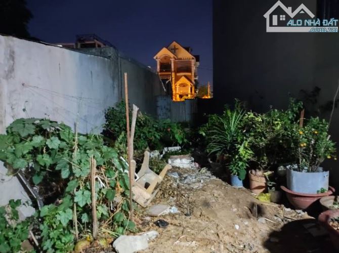 GÒ VẤP - ĐẤT PHÂN LÔ CÒN SÓT LẠI DUY NHẤT 1 LÔ - HẺM ÔTÔ TRÁNH - ĐẤT VUÔNG SẮC CẠNH ĐẸP - - 2