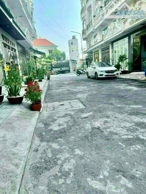 💥 Nhà 4x13m. DTSD 245m2 - 1/ Đường 9m Trần Thị Hè, P. Hiệp Thành, Q12. SHR - 3