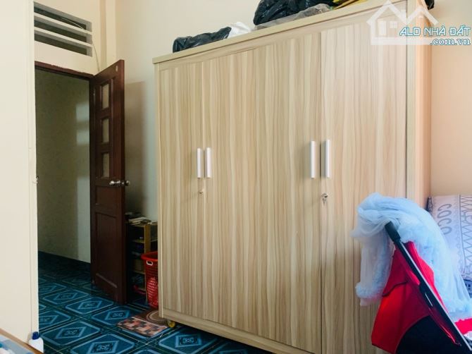 NGAY EMART PHAN VĂN TRỊ - HAI MẶT HẺM TRƯỚC SAU OTO TRÁNH - VỪA Ở VỪA CHO THUÊ THU NHẬP 18 - 4