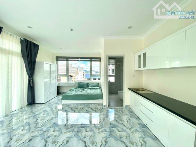 Biệt Thự 2 Mặt Tiền 6 Tầng, 16 căn hộ - View Đẹp. 284m2 chính chủ đường Trịnh Hoài Đức, Tp - 8