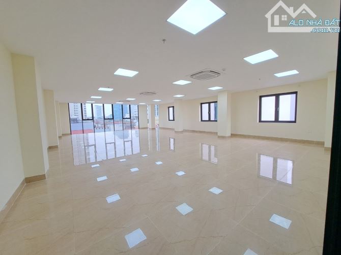 CHO THUÊ VĂN PHÒNG 150M2 GIÁ  28 TR  TẠI HOÀNG QUỐC VIỆT - CẦU GIẤY - 3