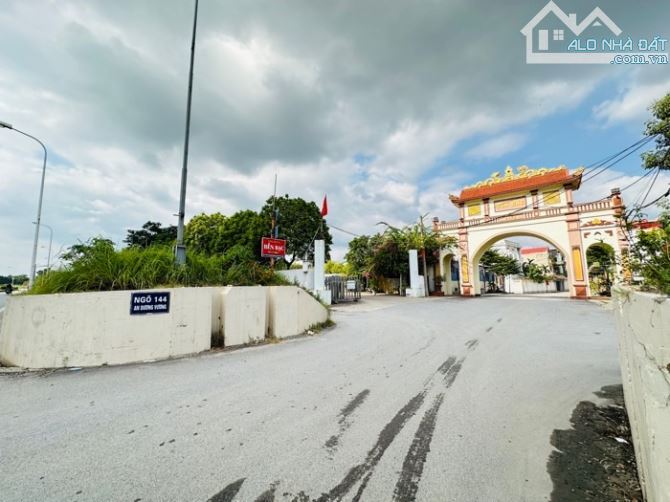 MỘT TUYỆT PHẨM PHỐ AN DƯƠNG VƯƠNG TÂY HỒ 12 TỶ DT 115M2 MT 7M VIEW SÔNG HỒNG Ô TÔ TRÁNH.