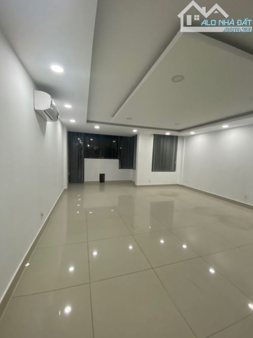 Nhà mặt tiền HOÀNG QUỐC VIỆT, PHÚ MỸ QUẬN 7 - 6x22- Trệt lửng 3 lầu, giảm 25 tỷ SHR - 1