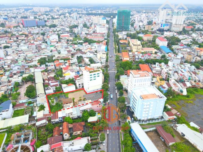 Bán 2300m2 đất mặt tiền Hà Huy Giáp, trung tâm nhất Biên Hoà. - 1