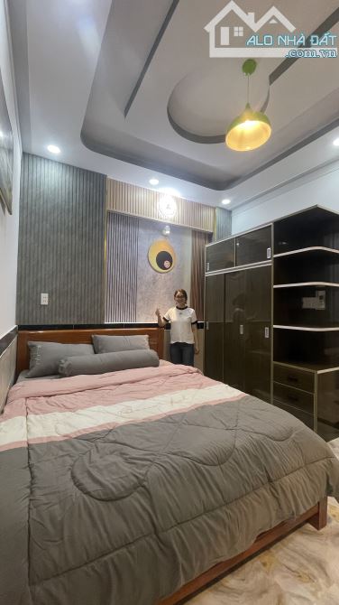 BÁN NHÀ PHAN HUY ÍCH - HXH THÔNG - 4 TẦNG - 4m x10m - NHỈNH 5 Tỷ - 2