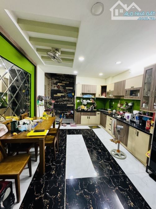 Mặt tiền hẻm KD, xe tải tránh, Phan Huy Ich, Tân Bình 80m2, 4tầng, chỉ 9 tỷ - 2