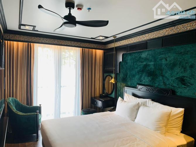 Bán khách sạn mặt phố Hòe Nhai, mặt tiền 17 phòng, giá 76 tỷ - 2