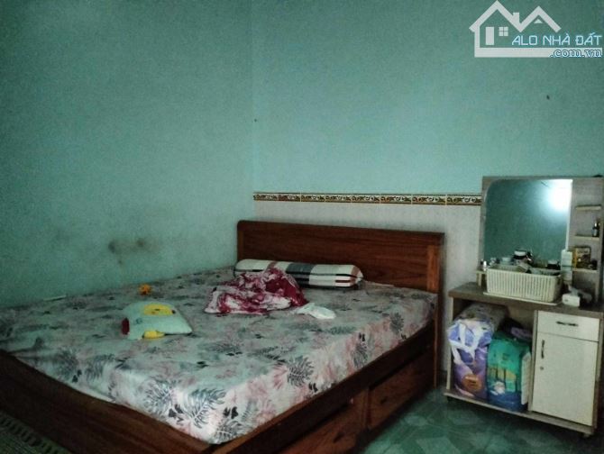 BÁN NHÀ GẦN HỒ BƠI PHƯƠNG NAM TRẢNG DÀI CHỈ 2,4 TỶ - 4