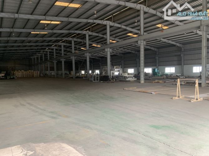 Cho thuê kho  2500m2,5000m2 KCN Hà Bình Phương