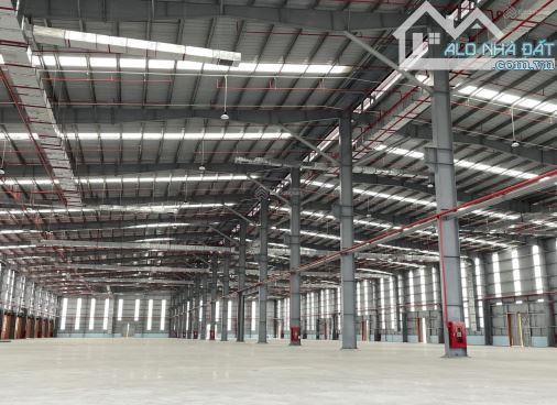 Cho thuê nhà kho xưởng 23.000m2 kcn sóng thần 2, cho thuê lẻ 2200m2, 3300m2, 3890m2