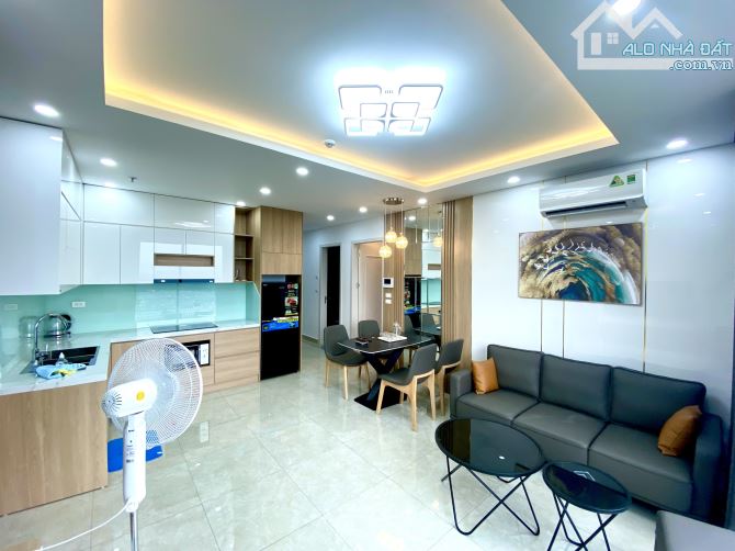 Cho thuê căn hộ 2PN tại The Minato Residence. Full đồ. Tầng cao. LH: Bằng Justin