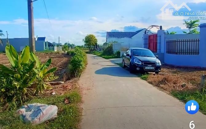 Cần tiền bán lỗ 200tr đất MT ấp 3A - Tỉnh lộ 835 chợ Gò Đen DT 5x20m giá 650tr đường ô tô