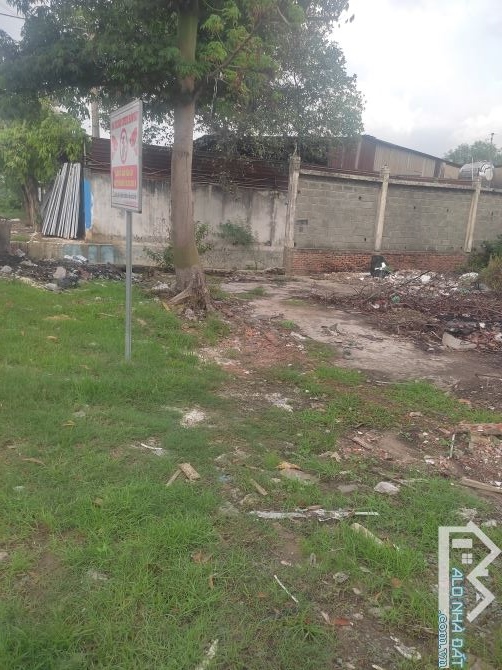 Bán đất 6*22m. Mặt tiền kd Nguyễn Thị Đành. XTS hocmon