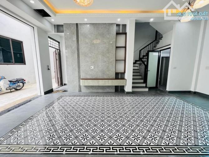 Cần bán nhà 3 tầng đẹp ngõ gần đô thị Tân Phú Hưng- chỉ 2,15 tỷ - 1