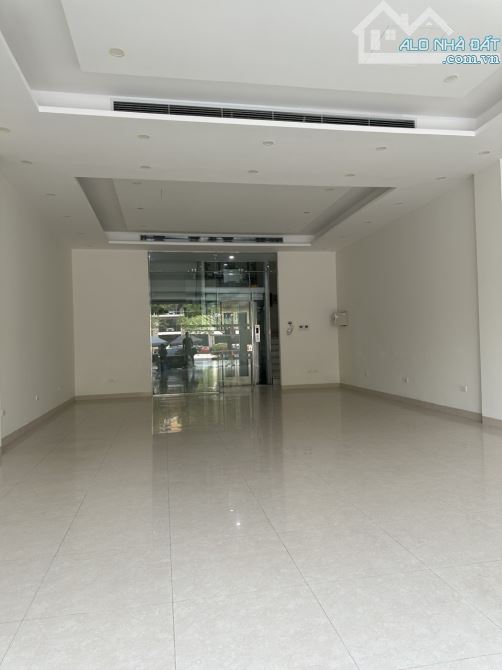 Cho thuê  căn shophose mặt đường Lê Trọng Tấn kđt Geleximco - Dương Nội - Hà Đông - 1