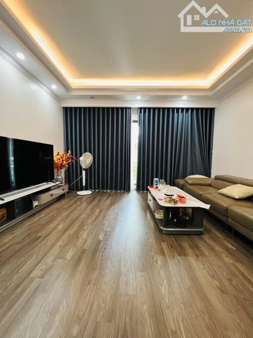 Siêu Phẩm Cầu Giấy 50m2 7 tầng thang máy Phân Lô giá 13.2 tỷ - 12