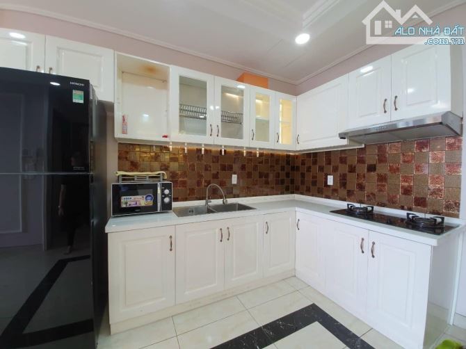 Bán Căn hộ The Botanica , 2 phòng ngủ , 2wc ,75m2, Full Nội Thất , Giá : 4.7 Tỷ - 2