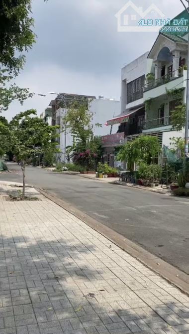 bán lô đất mt Nguyễn Công Trứ P Thạnh Mỹ Lợi,Quận 2 giá rẻ bất ngờ - 2