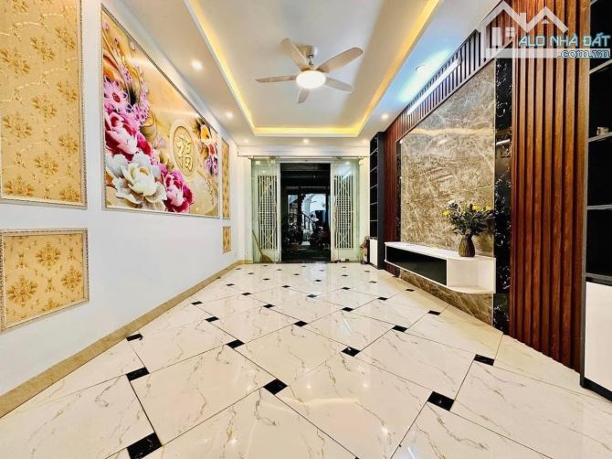 Bán nhà Phố Đông Ngạc, Dt 35m2, Ngõ rộng 6m, Cạnh chợ Kẻ Vẽ, Ô tô qua nhà, Giá 5.1 Tỷ - 3