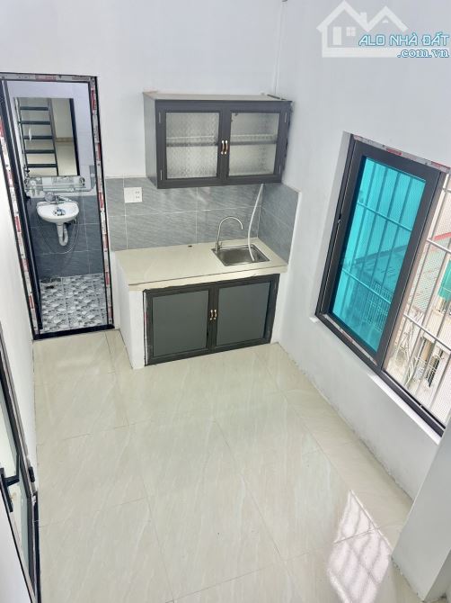 Bán tòa nhà CCMN Phùng Khoang, DT 70m2 xây mới 6 tầng thang máy, gác xép 16pkk giá 12.5 tỷ - 4