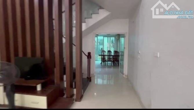 Bán Nhà 4 tầng Bến Bính,Minh Khai, Hồng Bàng, 4,65 tỷ, 55m2, hướng tây, - 4