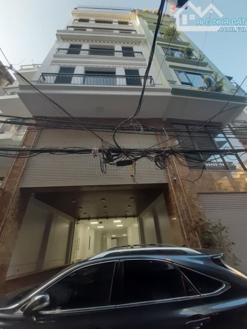 Cho thuê nhà 5 tầng mặt phố Đào Tấn 70m giá 32 triệu Ba Đình vỉa hè Kd bất chấp