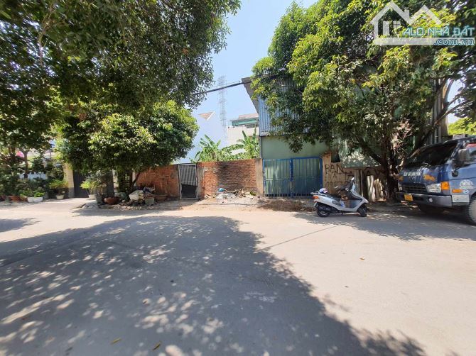 Đất Biệt Thự- 172m2 (Ngang 8 x 21,5)- Ngay Cocacola- Linh Trung.