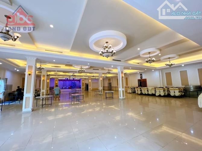 Cho Thuê lại nhà hàng 1600m2 P.Hoà Bình trung tâm TP.Biên Hoà .Giá chỉ 80tr - 10