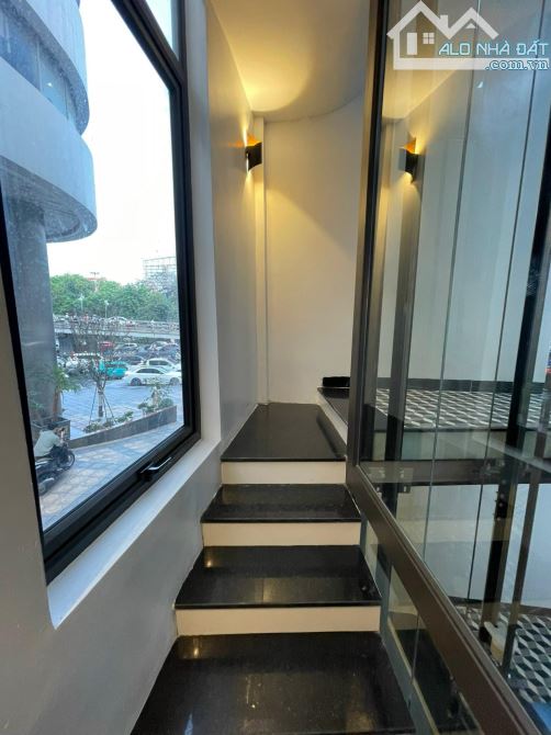Bán nhà phố Tây Sơn Đống Đa 40m286T thang máy nhà xây mới về ở ngay full nội thất - 1