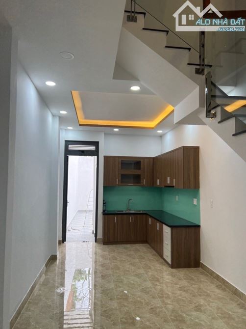 Bán nhà 3 tầng - Phước Long B - Quận 9 - Thủ Đức -  70m2 - Nhỉnh 5 tỷ - 1