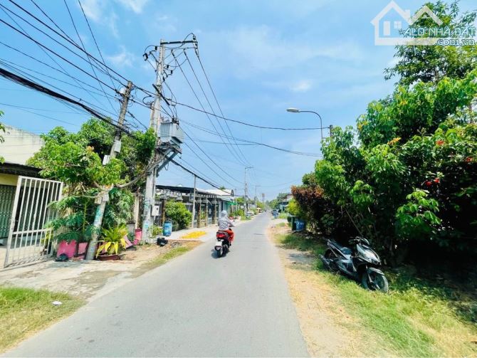 Bán dãy trọ đường Cây Trắc, Xã Phú Hòa Đông - Huyện Củ Chi, DT 250m2. Giá bán 2,2 tỷ (TL) - 2
