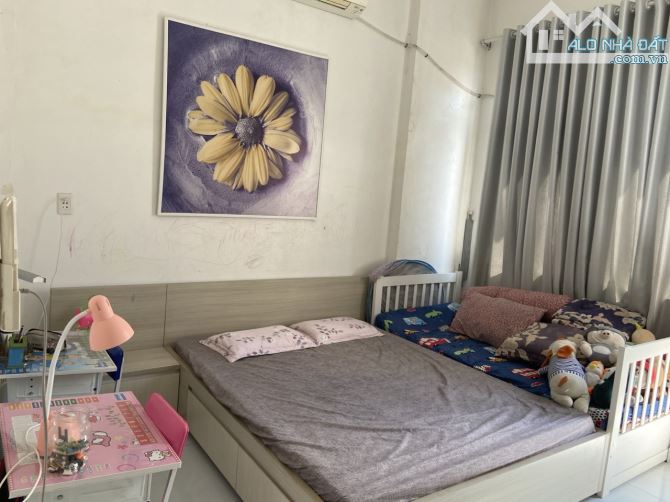 Bán nhà ngay GO Dĩ An Đông Hòa. 85m2, 2 tầng, chỉ 3.X.tỷ - 4