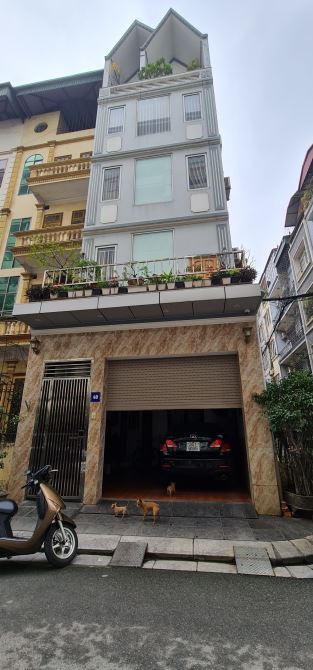 Nhà lô góc, Ô tô tránh, Kdoanh đa dạng phố Pháo Đài Láng. Dt 68m, 6T, Mt 4.5m, 19.5 Tỷ
