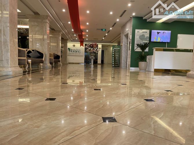 Bán tòa nhà 9 Tầng tại Lý Thường Kiệt 690m2-  9 Tầng – MT25m – 2000 tỷ . - 1