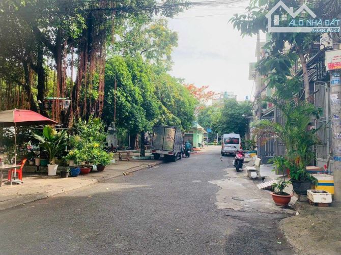 Bán nhà Mt Lê Niệm, Phường Phú Thạnh, Quận Tân Phú dt 4x19m giá 8,3 tỷ - 1