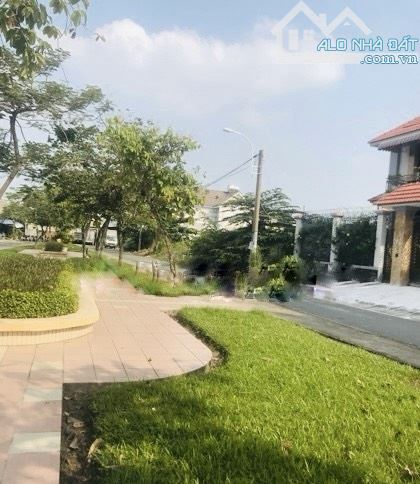 Bán Siêu Biệt Thự 30x30 Ngay Võ Văn Kiệt- An Dương Vương Nội Thất Hơn 350 Khối Gỗ Quý 65tỷ - 2