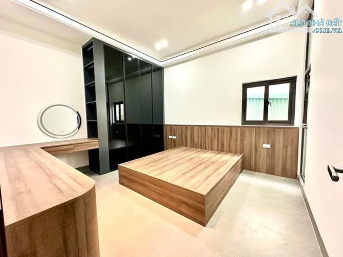NHÀ LK PHỐ HOÀNG CÔNG KIẾN HƯNG 7 TẦNG THANG MÁY DT 60M2 MT 5M2 GIÁ 15.5 TỶ - 3