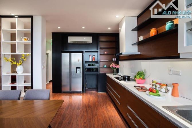 Bán Gấp Toà Nhà Mặt Phố Trương Công Giai - Cầu Giấy. DT 95m2 x 7T. MT 8,2m - 3