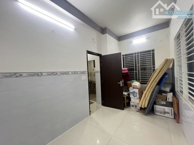 BÁN GẤP NHÀ 3 TẦNG TẠI ĐẶNG VĂN BỊ - TRƯỜNG THỌ - GẦN VÕ VĂN NGÂN - NHĨNH 4 TỶ - 3