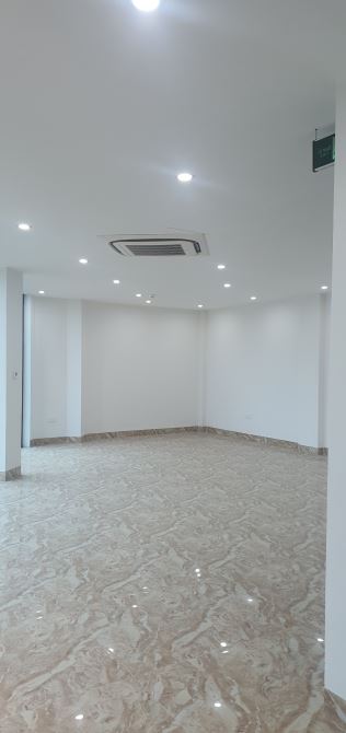 Cho thuê nhà mới hoàn thiện khu Hồ Tùng Mậu, Cầu Diễn, 90m2 6 tầng 1 hầm, giá 42 triệu/th