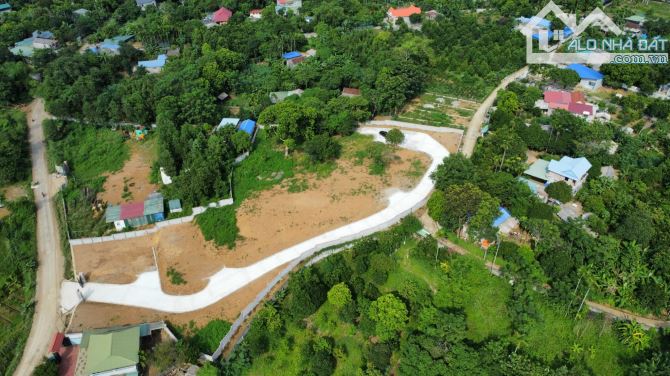 F0! GIÁ RẺ NHẤT! 1.x triệu! Siêu phẩm 5500m2, đường 2 ô tô tránh, trục đường chính liên xã