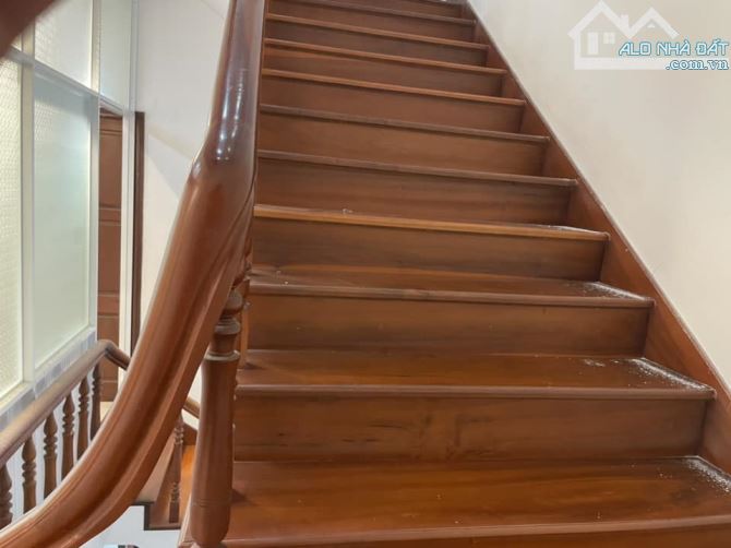 SẬP HẦM NHÀ 3 TẦNG LÔ GÓC 2 MẶT TIỀN HOÀNG XUÂN NHỊ - HẢI CHÂU - 120m2 NGANG 9m NHỈNH 8 TỶ - 1