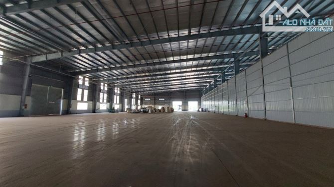 Cho thuê kho xưởng trong khu công nghiệp Long Khánh DT2500m2 giá 180 triệu/tháng - 1
