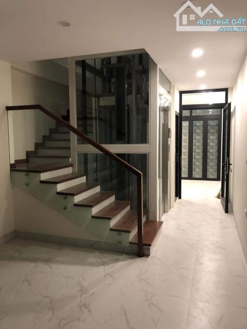 CẦN BÁN NHÀ KINH DOANH PHỐ HUỲNH THÚC KHÁNG QUẬN ĐỐNG ĐA NHỈNH 18 TỶ. - 1