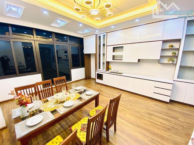 Bán nhà Hào Nam – Cát Linh, Đống Đa, phân lô 3 ô tô tránh nhau, lô góc, giá đầu tư - 2