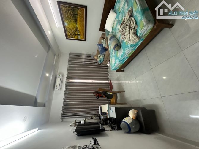 Cần bán gấp giá rẻ Nhà 1/ HXT thông tứ hướng đường vườn lài Tân Phú 4x18 4 lầu chỉ 8.8 Tỷ - 2