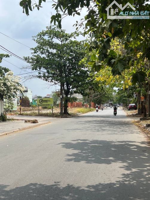 Tha thiết bán gấp Đất MT VIEW Sông đg Lê Hữu Kiều. Q2. 15,5x26m = 403m2. Chỉ 105tr/ - 3