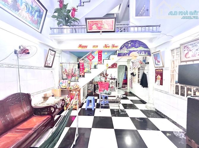 6 X 13M - HẺM 8M THÔNG KINH DOANH ĐA NGÀNH - BÙI VĂN NGỮ - SÁT NGÃ 4 ĐÔNG QUANG - 3 TẦNG - 3