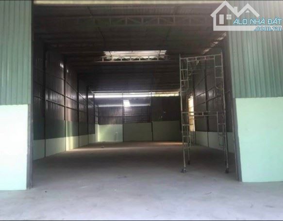 Cho thuê nhà xưởng 300m2 tại phường Thạnh Lộc, Quận 12