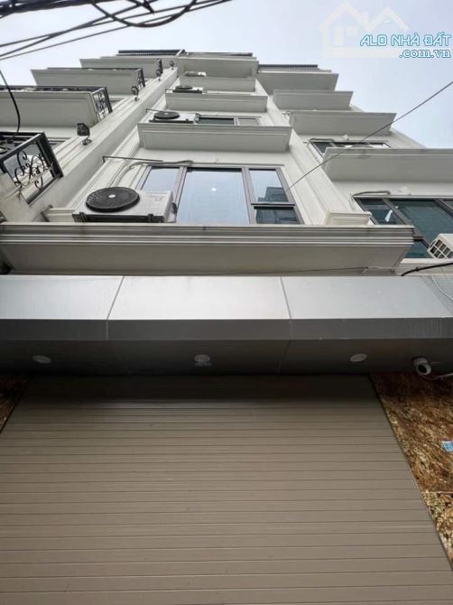 Cho thuê nhà mặt ngõ ôtô qua, phố Vũ Tông Phan Thanh Xuân 37m x 6 tầng, giá 20tr/tháng